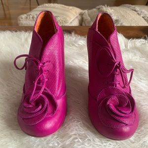 IRREGULAR CHOICE ROSE TOPPED FUSCHIA HEELS